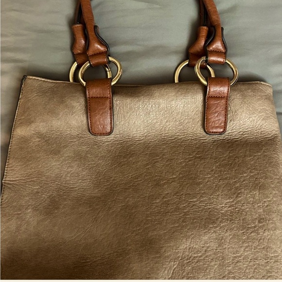 Michael Kors purse - Picture 2 of 4